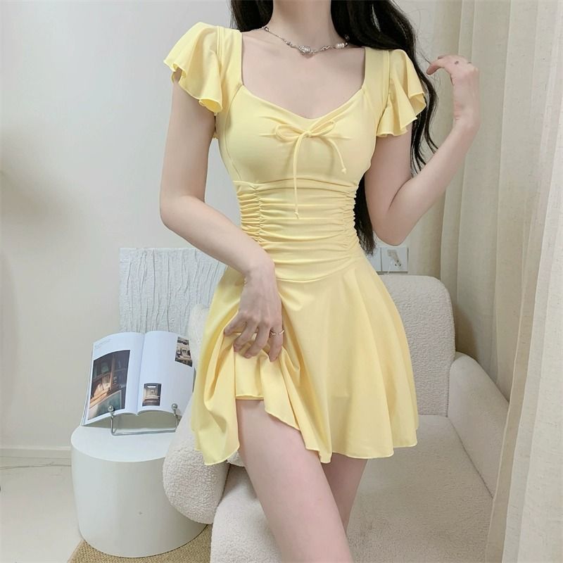 Traje de baño de manga corta c - Spa&Wellness Earth City Шелепиха reseña y precio