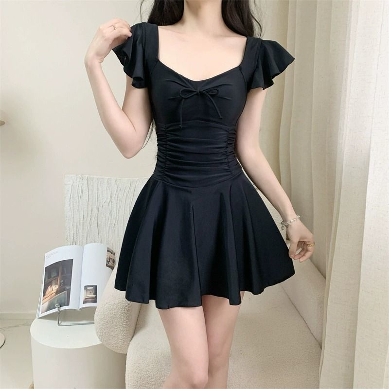 Traje de baño de manga corta c - Spa&Wellness Earth City Шелепиха reseña y precio