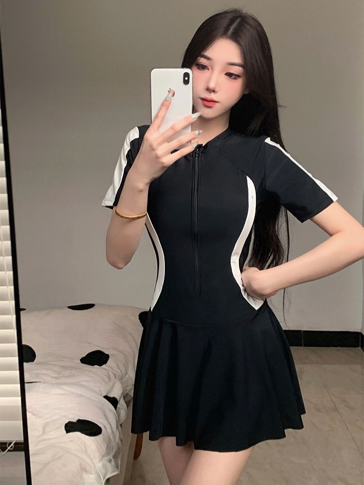 Nuevo Traje de Baño de Una Pie - Spa&Wellness Earth City Шелепиха reseña y precio